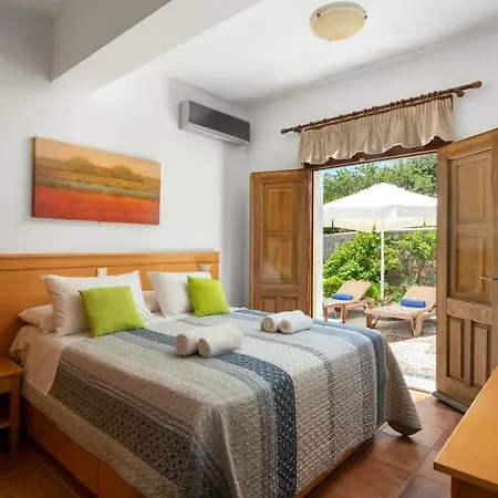 George's Lindos (Rhodes)