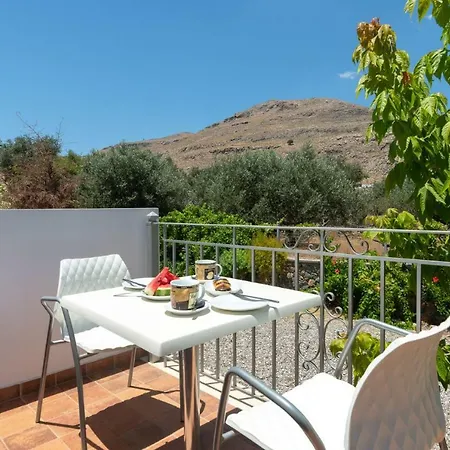 George's Линдос