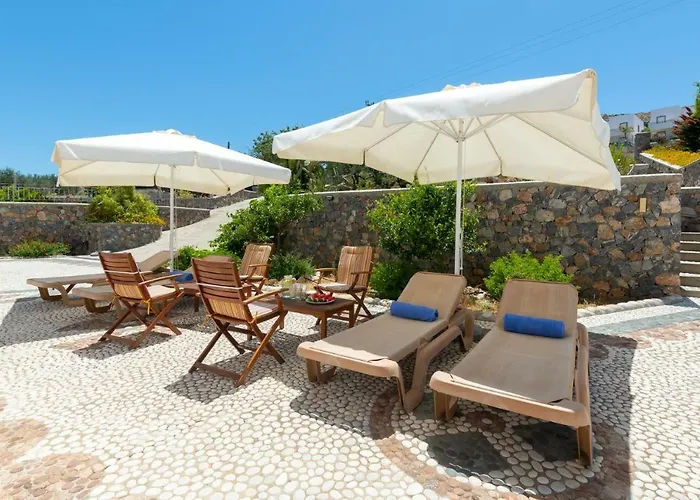 George's Apartment *